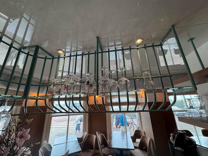 Luxe bar rek met glazen etc! Ter overname!, Huis en Inrichting, Barren, Zo goed als nieuw, Ophalen