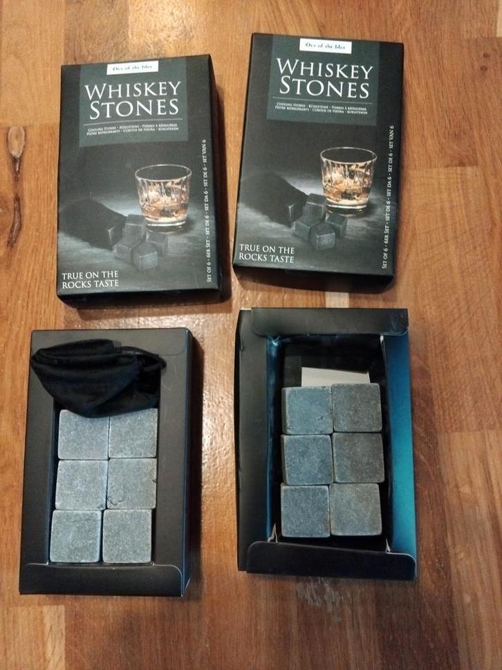 2 Sets Whiskey Stones - Nieuw in Verpakking , samen €8, Sport en Fitness, Gezondheidsproducten en Wellness, Nieuw, Ophalen of Verzenden