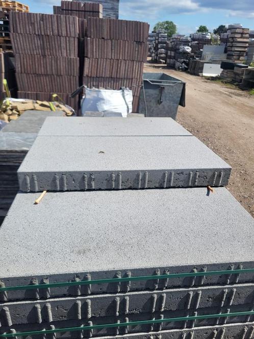16m2 Nieuwe restpartij tegels grijs 40x80x8cm, Tuin en Terras, Tegels en Klinkers, Nieuw, Terrastegels, Beton, 10 m² of meer, Ophalen