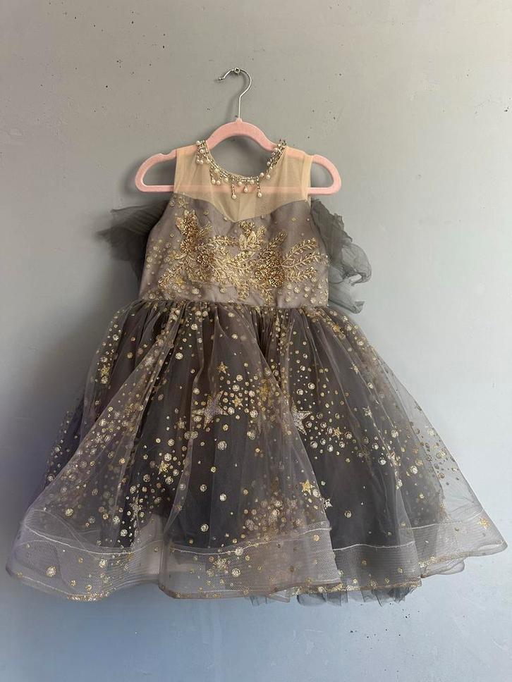 Mooie feestjurk, maat 110-120, Kinderen en Baby's, Kinderkleding | Overige, Zo goed als nieuw, Meisje, Ophalen of Verzenden