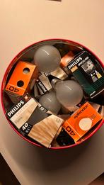 Verzameling gloeilampen, Huis en Inrichting, Lampen | Losse lampen, Ophalen of Verzenden, Zo goed als nieuw, E27 (groot)