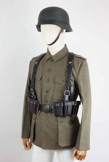 uniformen & accessoires WO2 beschikbaar voor biedingen
