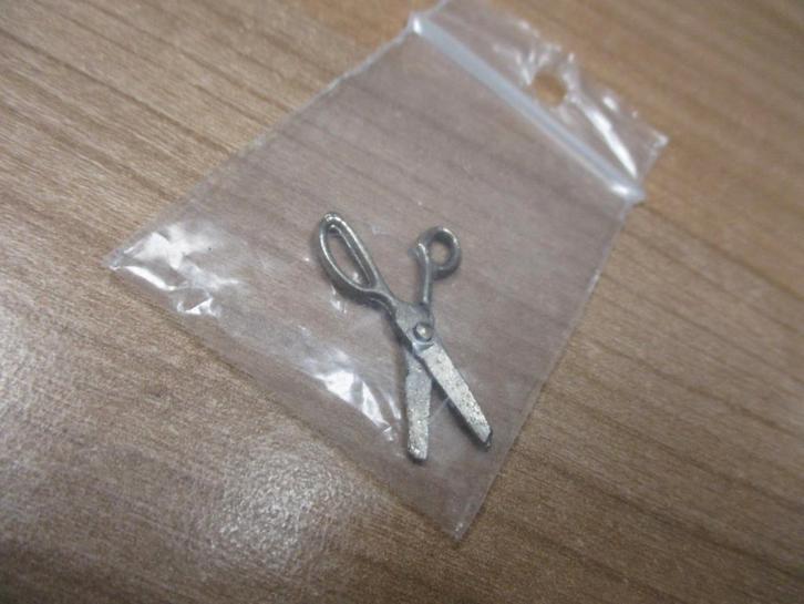 Vintage Barbie Doll Knitting Pretty schaartje NM/M, Verzamelen, Poppen, Zo goed als nieuw, Accessoires, Verzenden