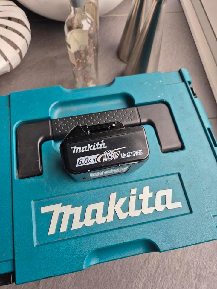 Makita 18V 6.0Ah Accu, Doe-het-zelf en Verbouw, Gereedschap | Machine-onderdelen en Toebehoren, Gebruikt, Ophalen of Verzenden