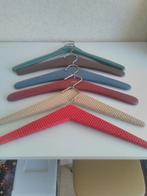 Retro kleding hangers skay leer 6 stuks, Kleding | Dames, Kledinghangers, Ophalen of Verzenden, Zo goed als nieuw, Hout
