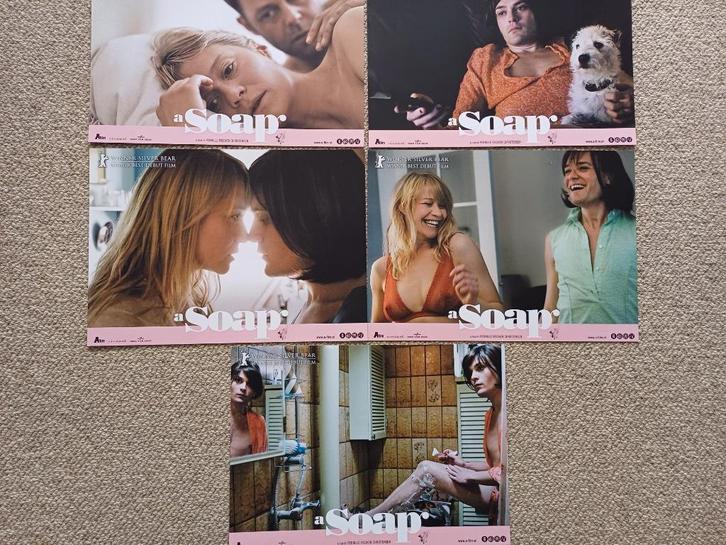A   SOAP     lobbycard set., Verzamelen, Posters, Nieuw, Film en Tv, A1 t/m A3, Verzenden