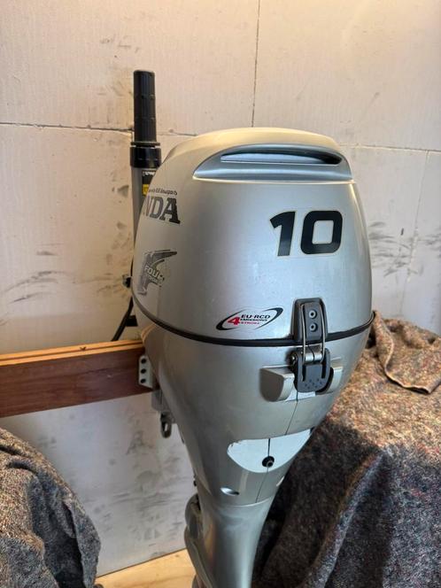 Buitenboord motor 10PK Honda 4-takt, Watersport en Boten, Buiten- en Binnenboordmotoren, Zo goed als nieuw, Benzine, Elektrische start