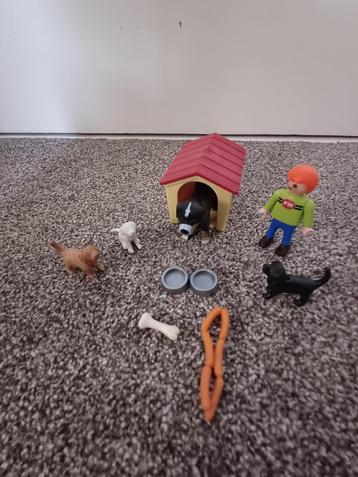 Playmobil jongen met hondenhok (4498) beschikbaar voor biedingen