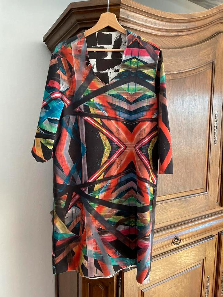 Kleurrijke jurk van Lizzy&Coco, geometrisch patroon, Kleding | Dames, Jurken, Zo goed als nieuw, Maat 46/48 (XL) of groter, Overige kleuren