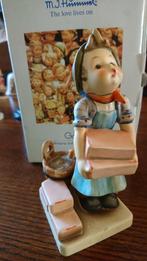Hummel meisje sjouwt stenen, Ophalen of Verzenden, Zo goed als nieuw, Hummel