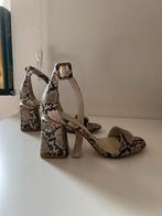 Blokhakken met slangenprint nieuw maat 38, Ophalen of Verzenden, Nieuw