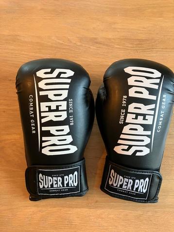 Bokshandschoenen Super Pro 10 oz beschikbaar voor biedingen