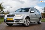 Skoda Fabia Combi 1.4-16V Elegance nieuwe APK, Voorwielaandrijving, Gebruikt, 4 cilinders, Origineel Nederlands