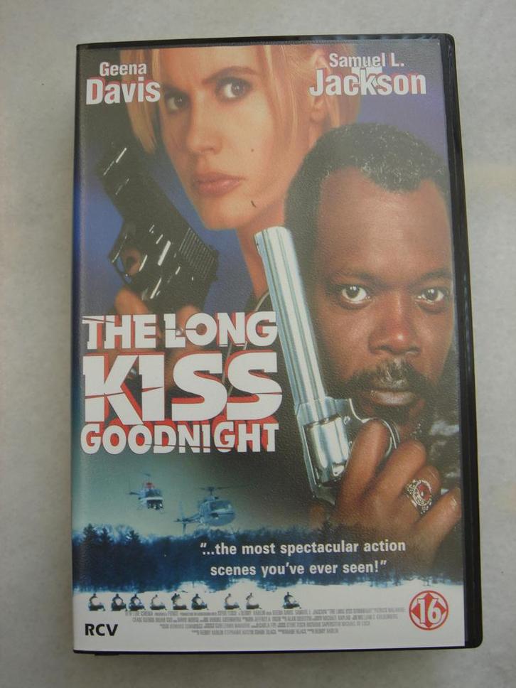 Videoband The Long Kiss Goodnight, Cd's en Dvd's, VHS | Film, Nieuw in verpakking, Actie en Avontuur, Vanaf 16 jaar, Ophalen of Verzenden