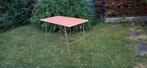 Vintage campingtafeltje, Caravans en Kamperen, Kampeermeubelen, Ophalen of Verzenden, Gebruikt, Campingtafel