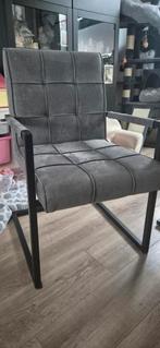 2 Grijze stoelen met armleuningen, Ophalen, Twee, Zo goed als nieuw, Metaal