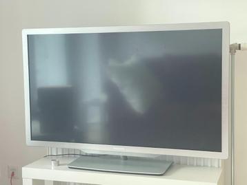 Philips LCD-televisie beschikbaar voor biedingen