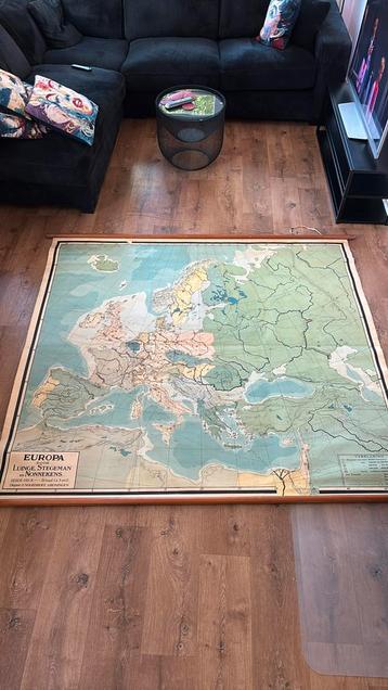 Grote landkaart schoolplaat Europa 175x200 cm antiek school beschikbaar voor biedingen