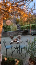 Charmant ijzeren tuinsetje met accessoires sanen  voor 49€, Tuin en Terras, Tuinsets en Loungesets, Ophalen, Gebruikt