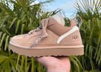 Ugg Lowmel Sand 40, Kleding | Dames, Ophalen of Verzenden, Nieuw, Beige, Sneakers of Gympen