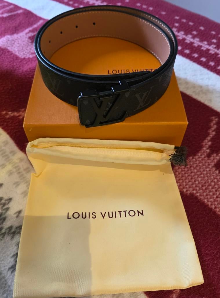 LV riem maat 105, Kleding | Heren, Riemen en Ceinturen, Ophalen of Verzenden, Zo goed als nieuw, Zwart