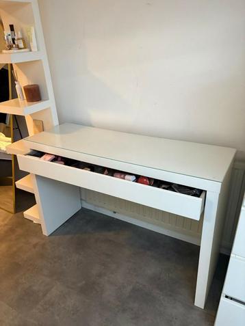 Malm kaptafel 