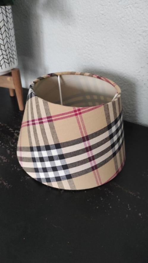 Lampenkap Burberry-ruit beige zwart rood wit 14 cm, Huis en Inrichting, Lampen | Lampenkappen, Zo goed als nieuw, Minder dan 25 cm