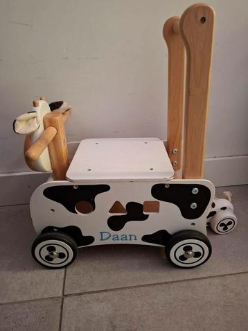 Loopwagentje Koe - Leuk en Leerzaam! beschikbaar voor biedingen