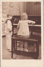Käthe Kruse Pop Poppen Piano Zeer fraaie oude AK., Verzenden, 1920 tot 1940, Ongelopen, Kinderen