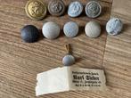 Duits; kaveltje knopen en papieren kleding label, Ophalen of Verzenden, Landmacht, Duitsland, Kleding of Schoenen
