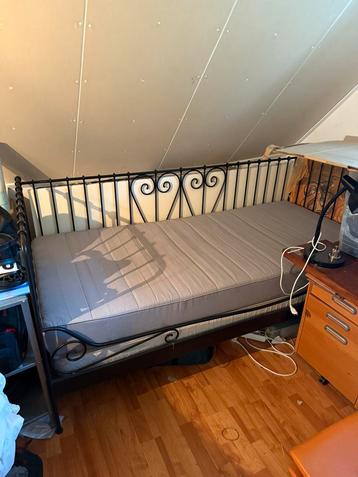 Ikea Meldal bed met lattenbodem en matras beschikbaar voor biedingen