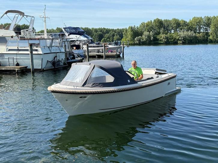 Lago Amore 595 Tender (bj 2022), Watersport en Boten, Sloepen, Gebruikt, 3 tot 6 meter, Overige brandstoffen, Polyester