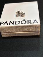 Pandora Oorbellen oorknopjes Maan Ster, Ophalen of Verzenden, Zo goed als nieuw, Zilver