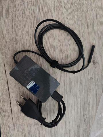 Originele Microsoft Surface Pro oplader beschikbaar voor biedingen