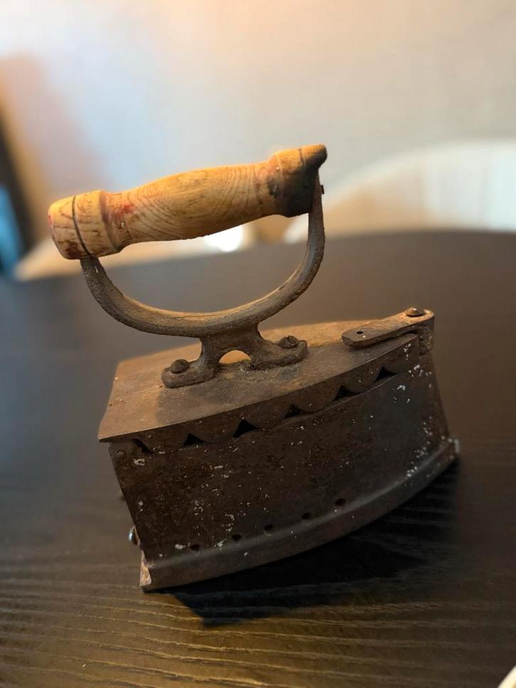 Antiek Turks Kool Strijkijzer, Antiek en Kunst, Antiek | Gereedschap en Instrumenten, Ophalen of Verzenden