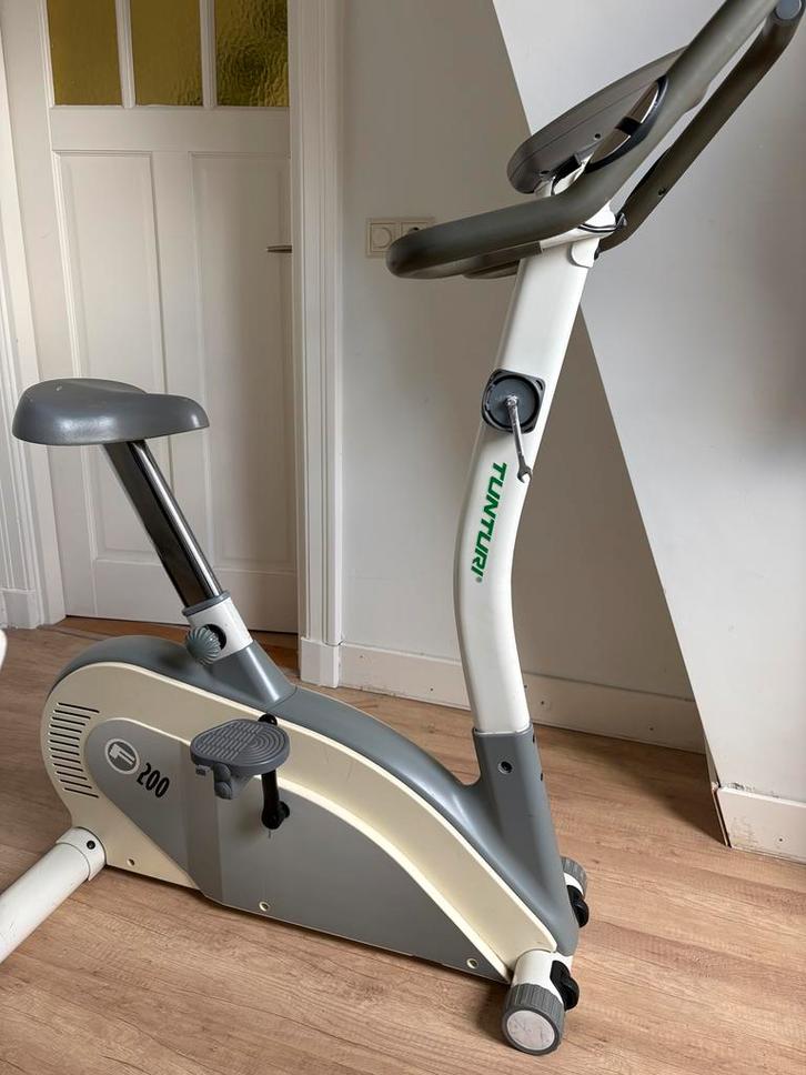 Tunturi Hometrainer - Model E200, Sport en Fitness, Fitnessapparatuur, Gebruikt, Hometrainer, Benen, Kunststof, Ophalen