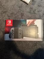 Unpatched nintendo switch met 40 +games!, Met 2 controllers, Ophalen of Verzenden, Zo goed als nieuw, Met harde schijf