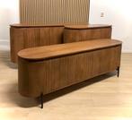 Solana Wandkast Dressoir of TV meubel Japandi naturel, Ophalen, Industrieel sjiek japandi modern walnoot ovaal rond, Met deur(en)