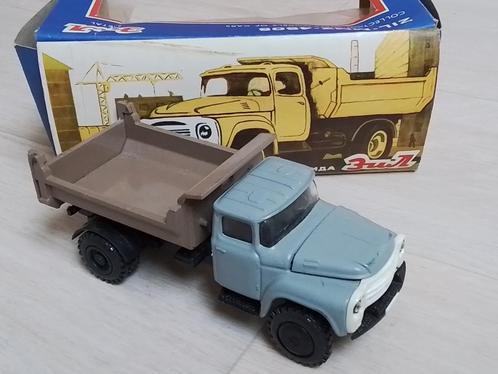 Zil MMz 4505 Kipper Elektropibor Novoexport made in ussr, Hobby en Vrije tijd, Modelauto's | 1:43, Zo goed als nieuw, Bus of Vrachtwagen