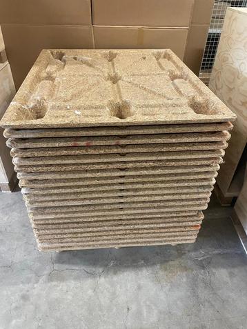 Houtvezelpallets - 102 x 122 cm - GRATIS af te halen beschikbaar voor biedingen