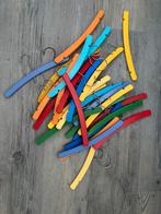Kleurrijke Kleerhangers - Kinderen (29 stuks), Kleding | Dames, Kledinghangers, Ophalen of Verzenden, Gebruikt, Hout, Kinderen