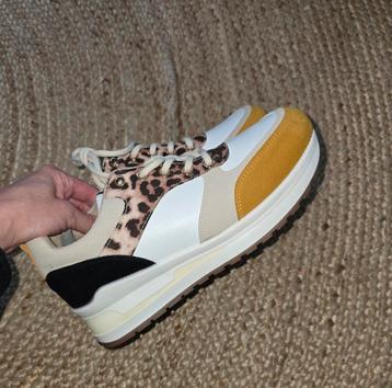 Nieuw sneakers maat 41 beschikbaar voor biedingen