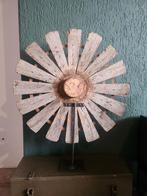 Landelijk decoratief windmolenrad op standaard, Ophalen