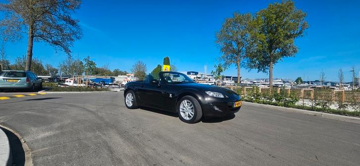 Mazda MX-5 1.8 2012 Zwart, Auto's, Mazda, MX-5, Benzine, E, Cabriolet, Handgeschakeld, Geïmporteerd, Zwart, Achterwielaandrijving