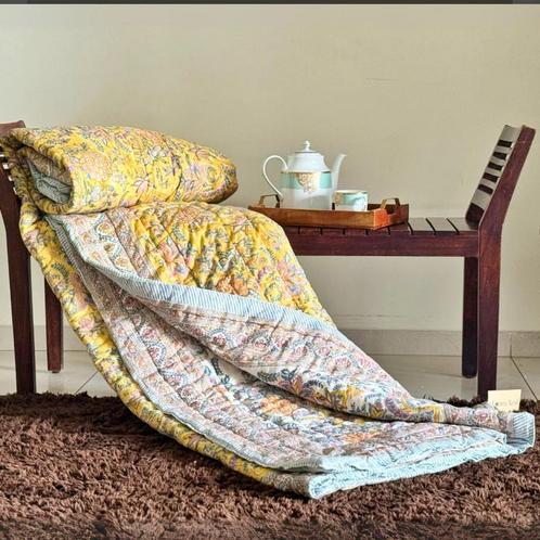 Loomnest - Timeless Comfort Quilt, Huis en Inrichting, Woonaccessoires | Plaids en Woondekens, Nieuw, Ophalen of Verzenden