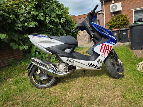 Yamaha aerox rossi, Fietsen en Brommers, Scooters | Yamaha, Gebruikt, Aerox, Maximaal 45 km/u, Tweetakt, Ophalen of Verzenden