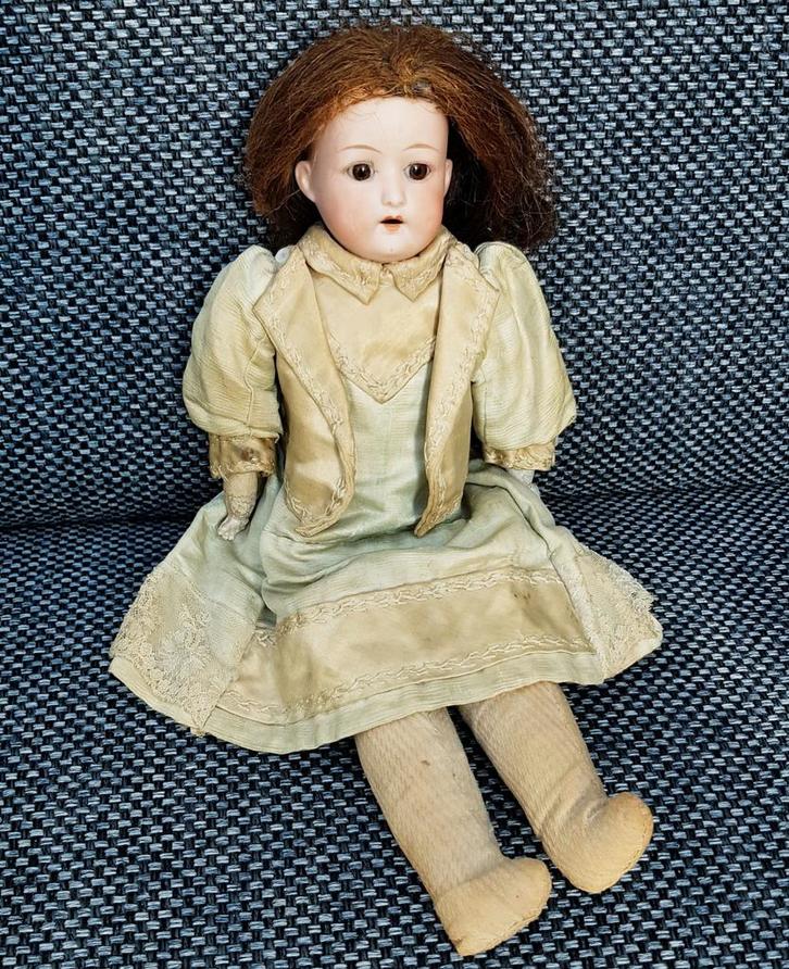 Antieke HEUBACH Nr.275 pop ca.1900 originele kleding, Verzamelen, Poppen, Gebruikt, Pop, Ophalen of Verzenden