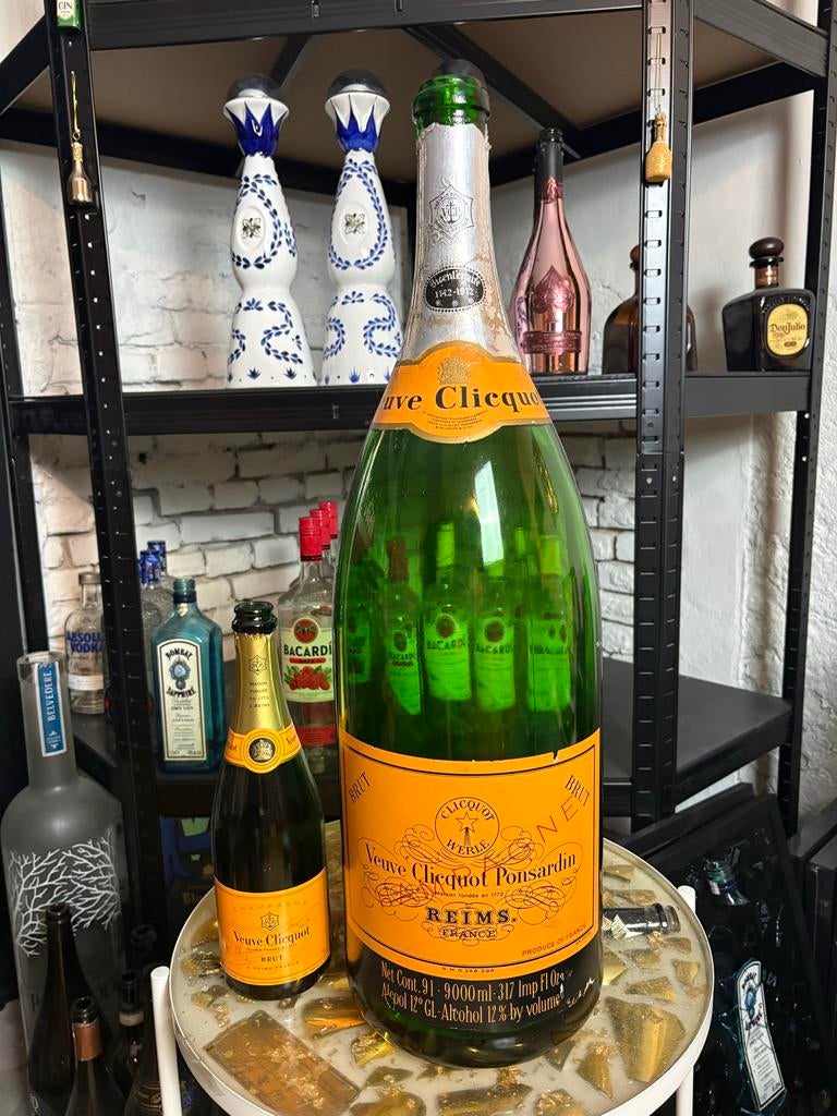 Lege Veuve Clicquot 9L Fles - Decoratief, Verzamelen, Wijnen, Ophalen, Gebruikt, Frankrijk, Champagne