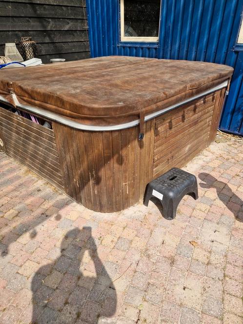 Leuke balboa jacuzzi, Tuin en Terras, Bubbelbaden en Hottubs, Gebruikt, Pomp, Ophalen