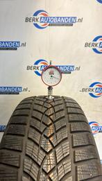 2x Goodyear Ultra Grip Performance 195/55 R20 95H 195/55/20, Gebruikt, -, -, Band(en)
